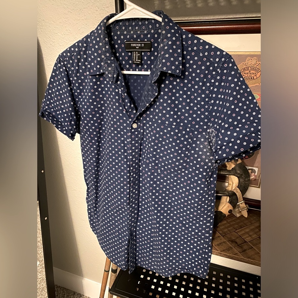 ❗️2/$15 Men’s Forever 21 Button Down